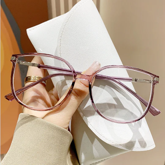 2026 New Women's Large Frame Photochromic Reading Glasses