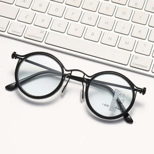 2026 New Ultralight Multifocal Photochromic Progressive Reading Glasses with Blue Light Protection