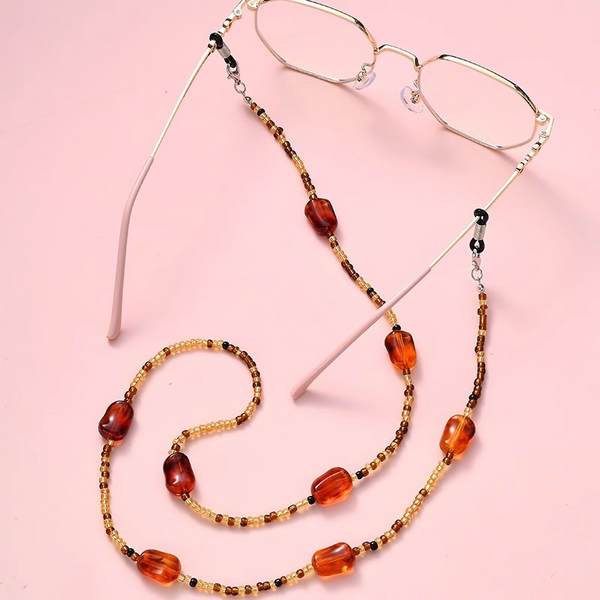 Maillard Style Amber Glasses Chain
